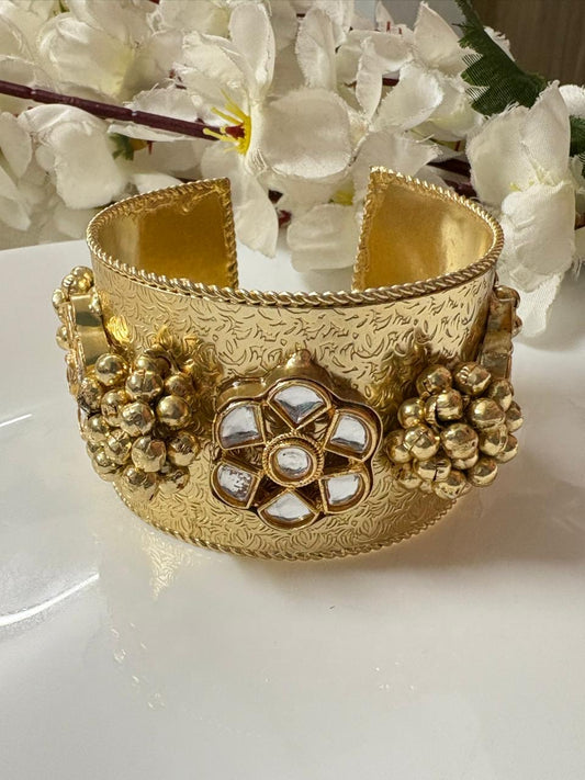 Designer Golden Fusion Handcuff