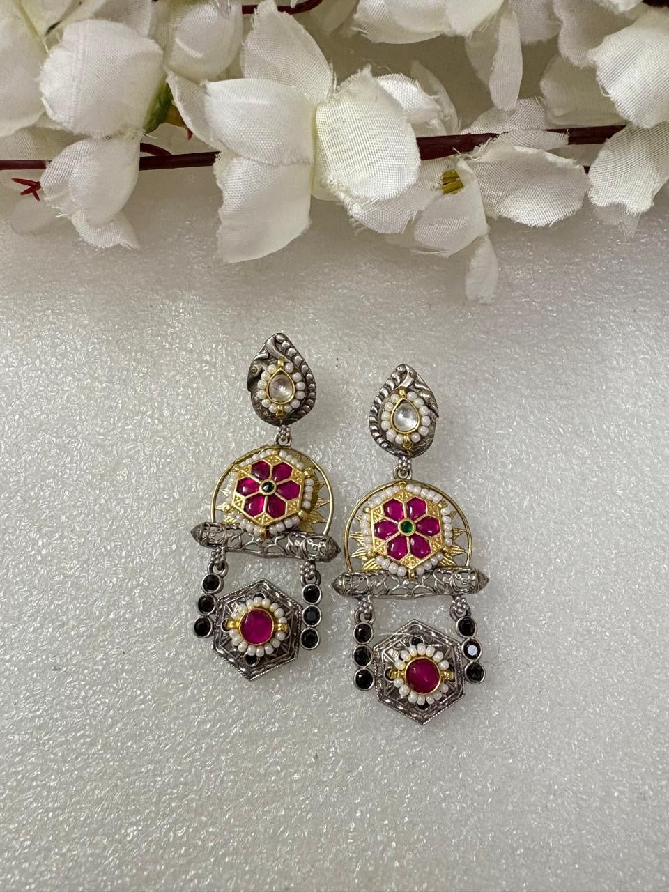 Heritage Dual Tone Kundan Earrings
