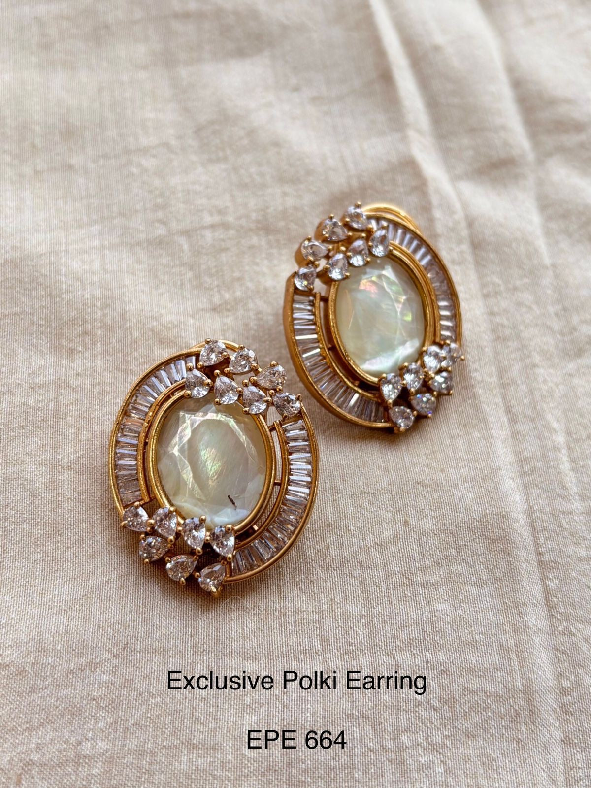 Regal Pearl-White Polki Studs