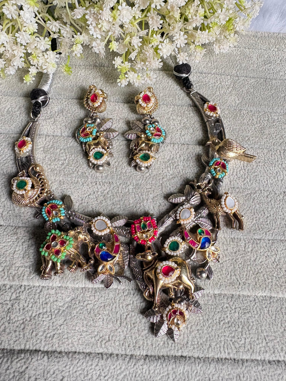 BESTSELLING PACHI KUNDAN NECKLACE