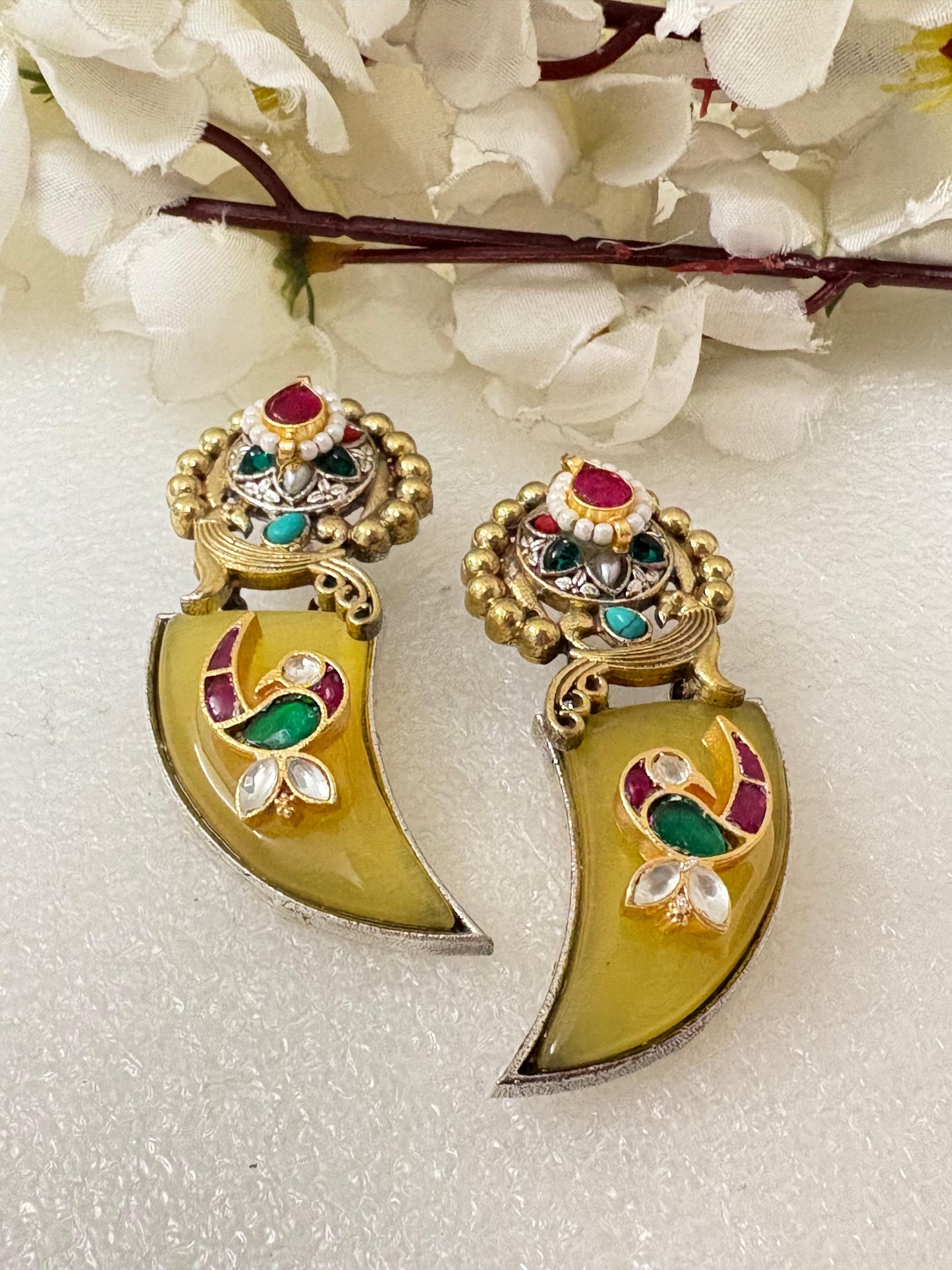Antique Kundan Style Earrings
