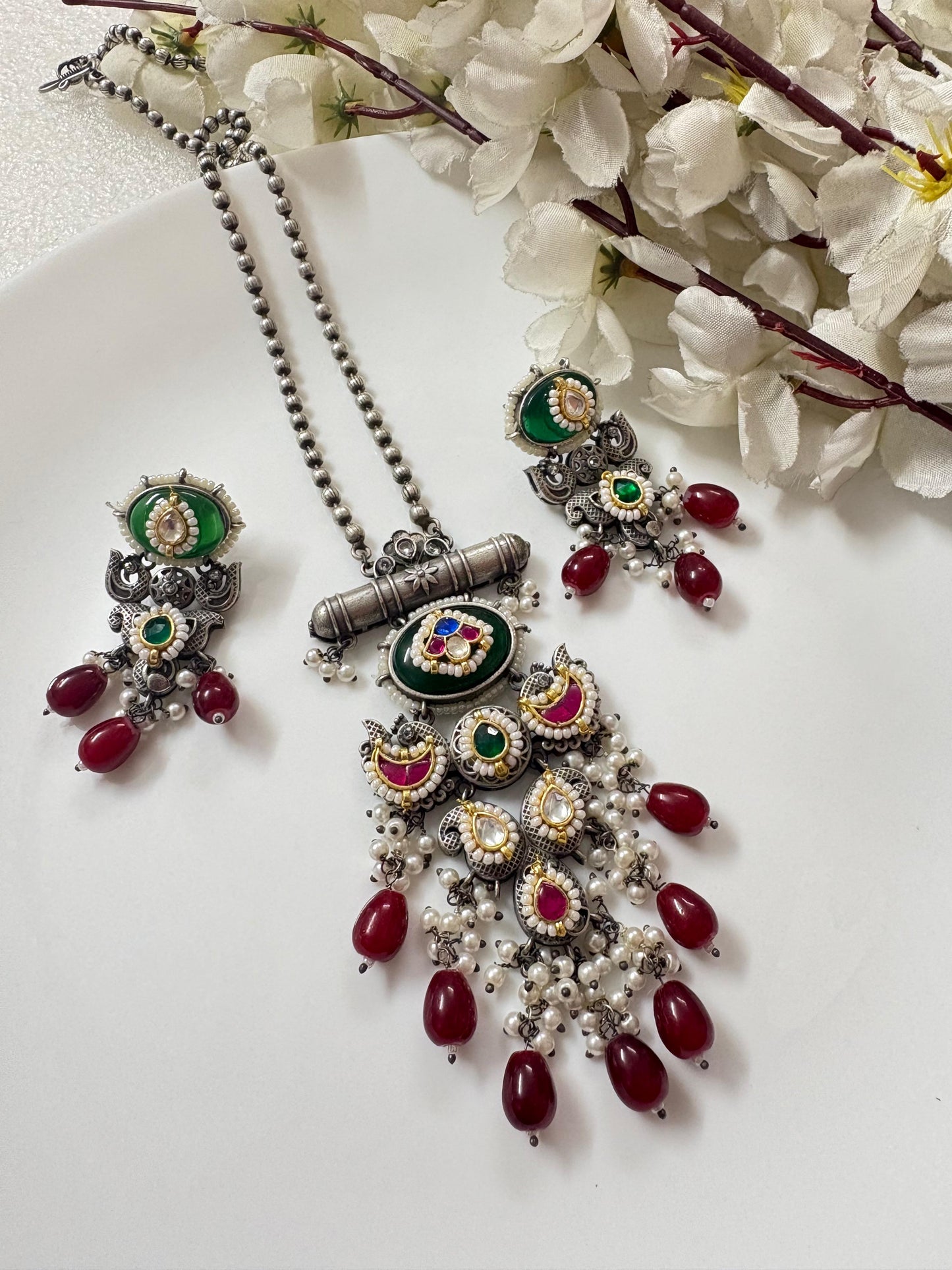 Antique Dual-Tone Red & Green Pendant Set