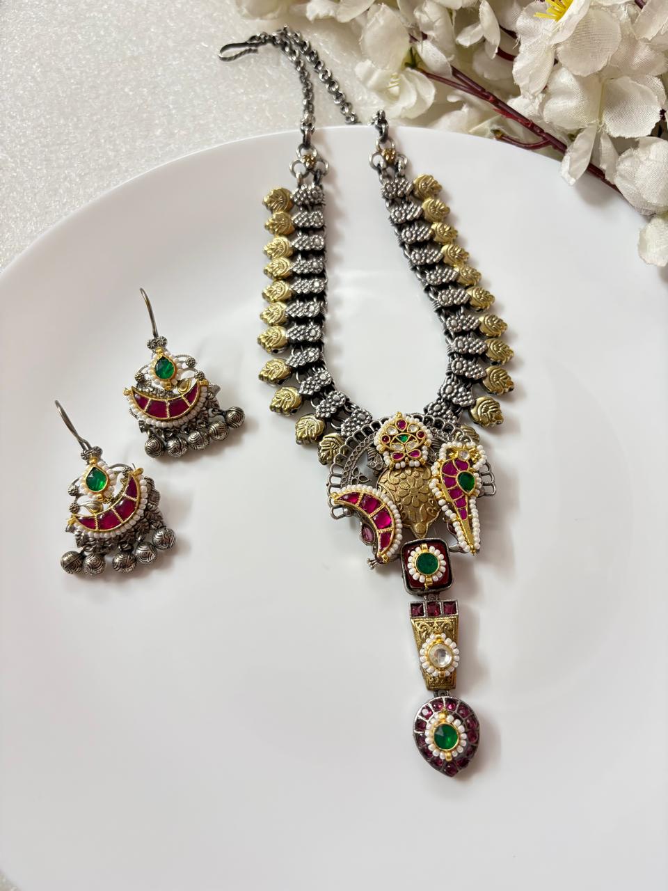 Kolhapuri dualtone necklace with kundan fusion and hook earrings