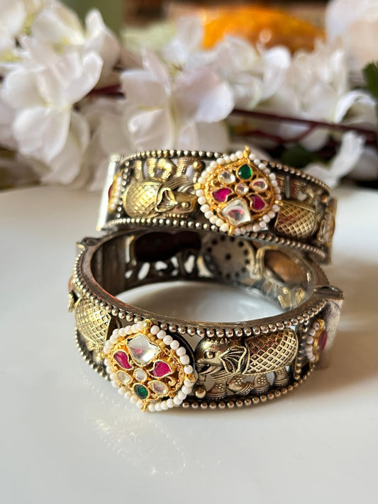 Regal Elephant Motif Kadas with Kundan Detailing🦋🦋Adjustable