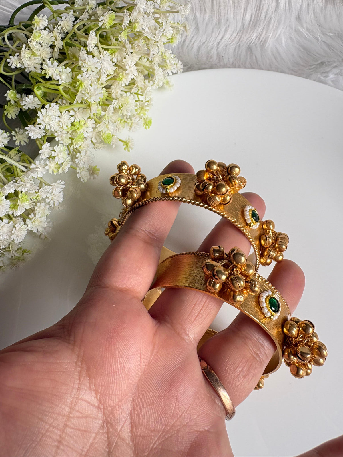 FESTIVE FAVOURITES ๐ธ Golden Flexible Ghungroo Bangles