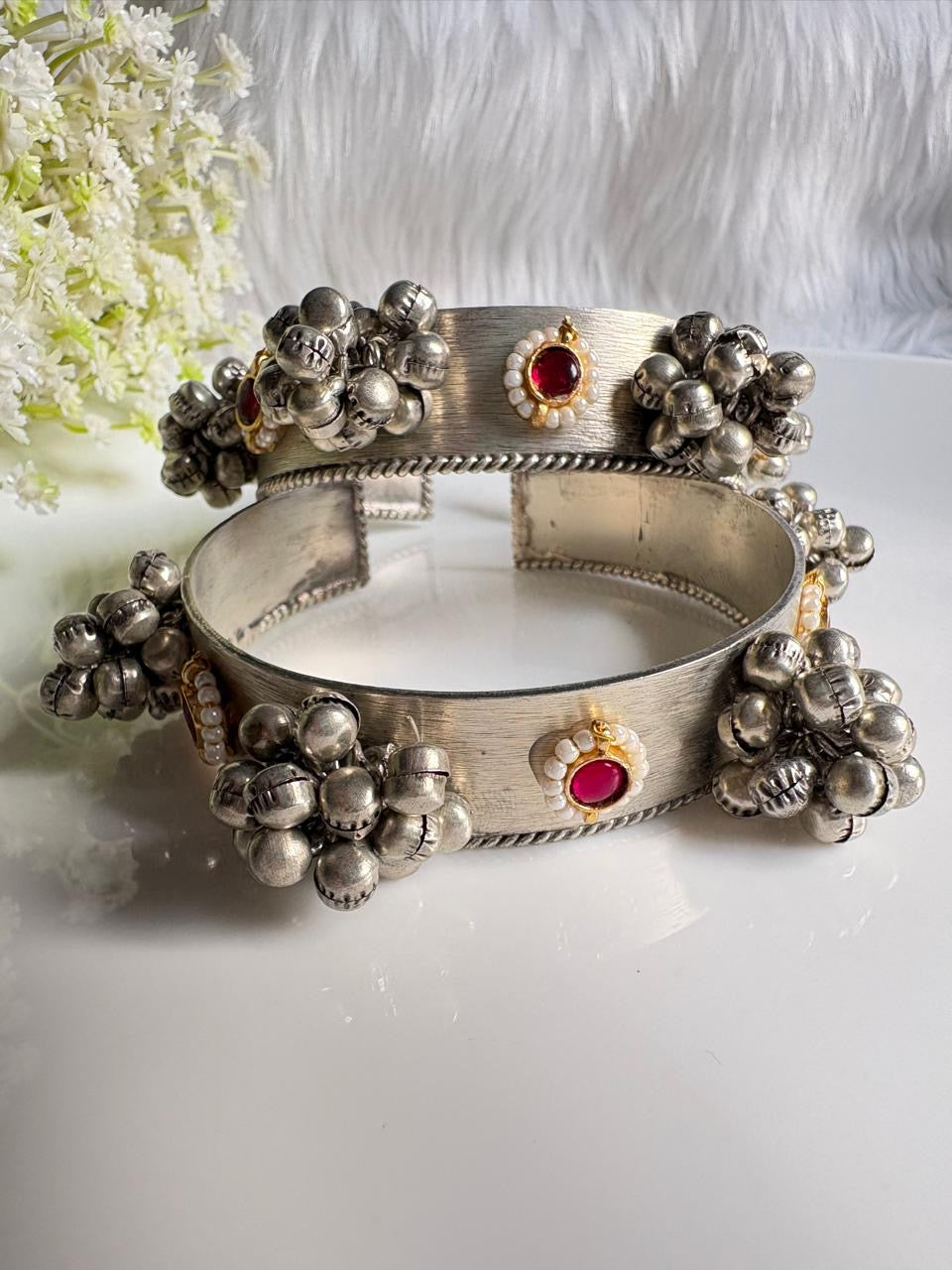 NEW ARRIVAL ✨ Silver Kundan Ghungroo Flexible Bangles