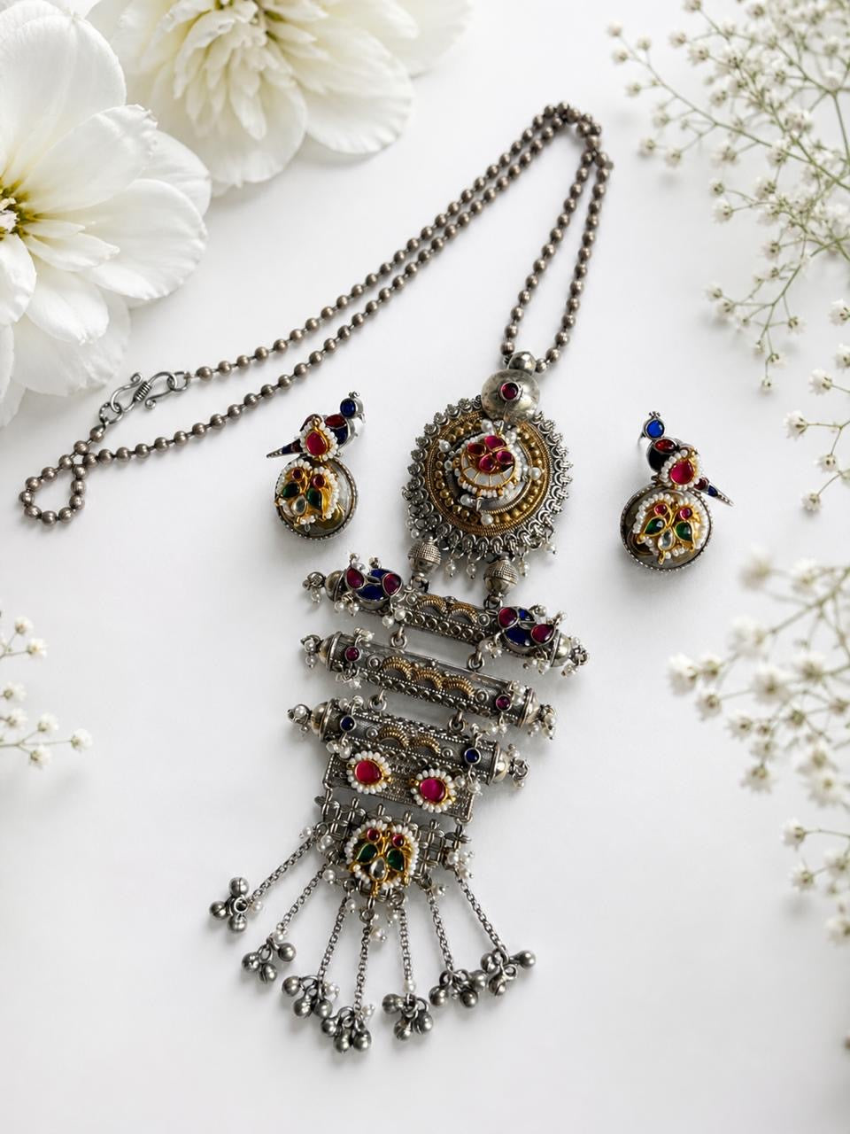 Pachi Kundan Royalty