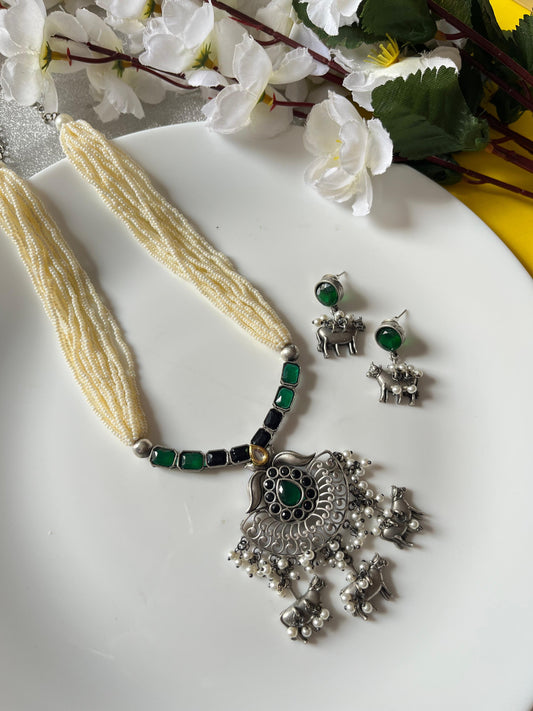 Oxidised Silver Cow Charm Kundan Necklace