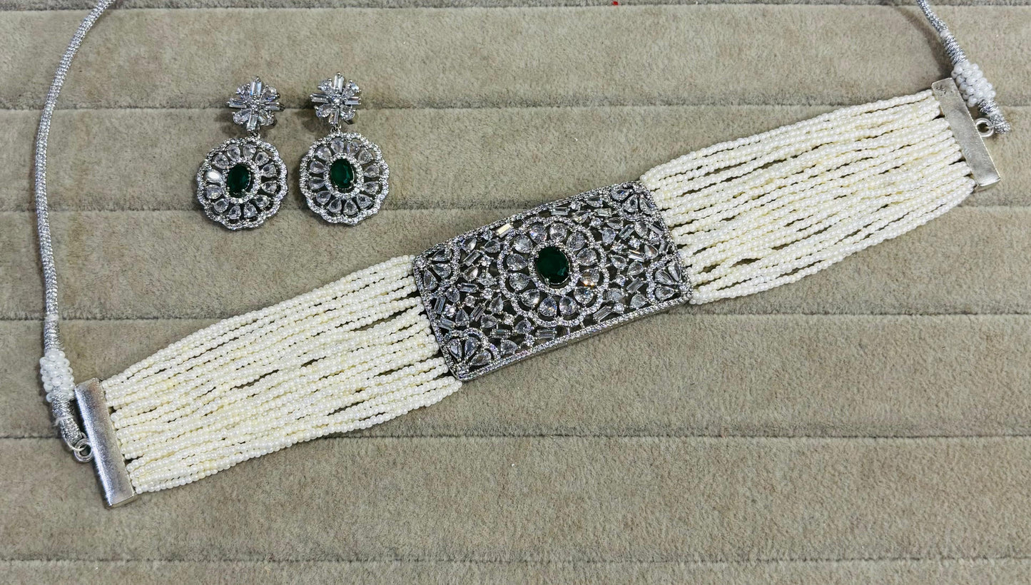 Emerald Grace Pearl Choker Set