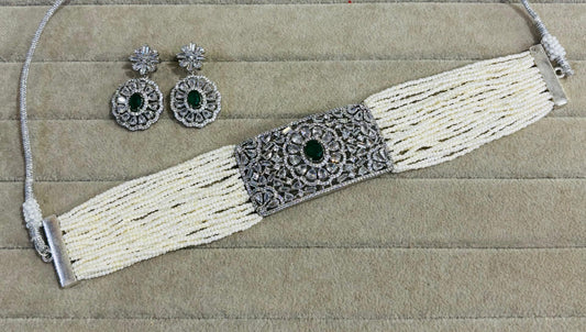 Emerald Grace Pearl Choker Set