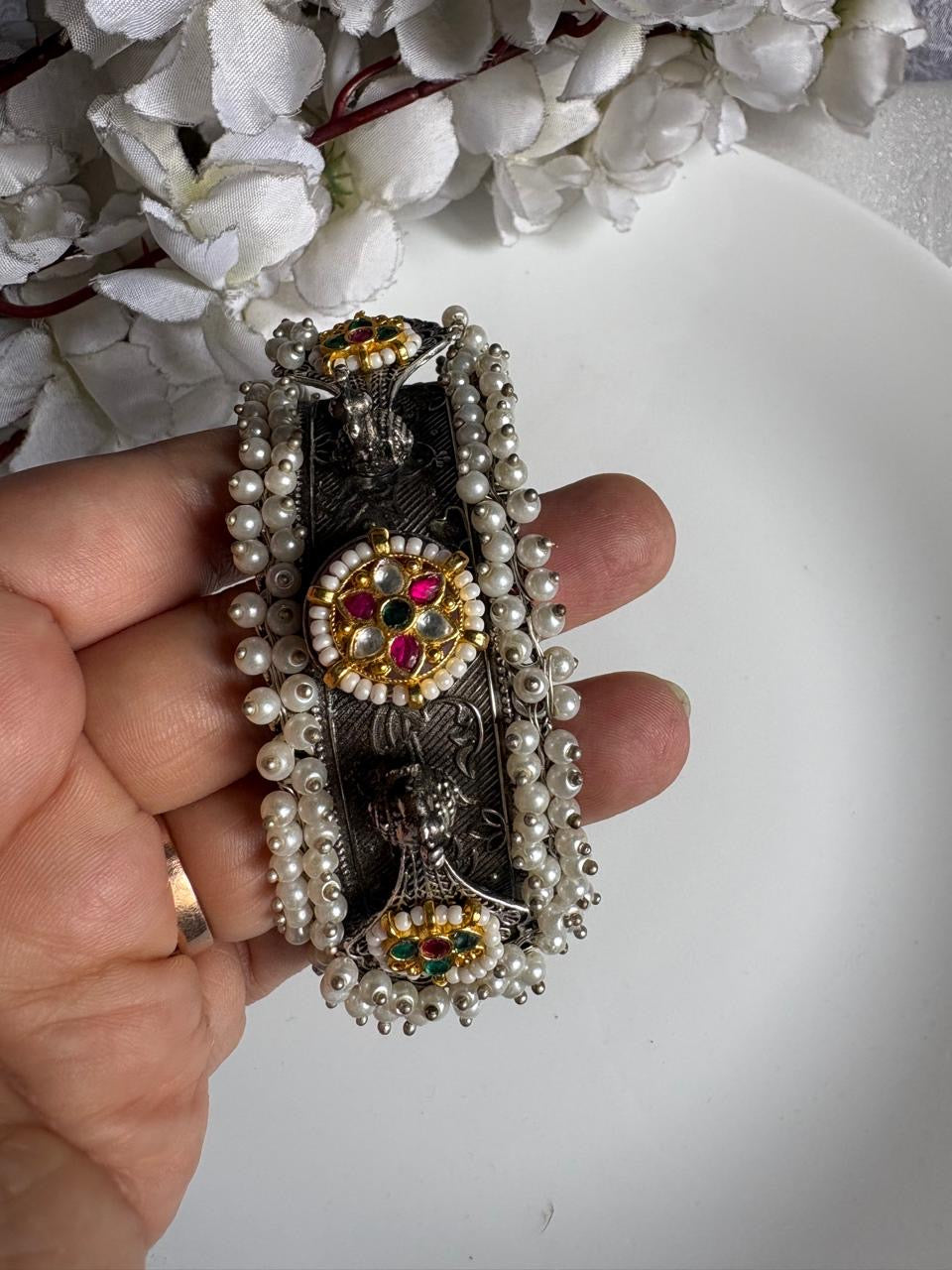 Regal Pearl-Embellished Kundan Bangles