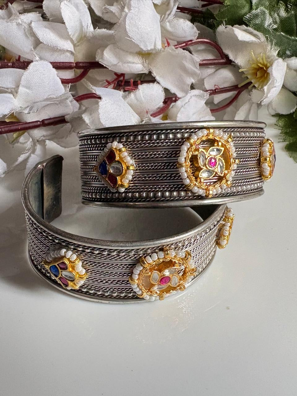 Regal Motif Kadas with Kundan Detailing🦋🦋Adjustable