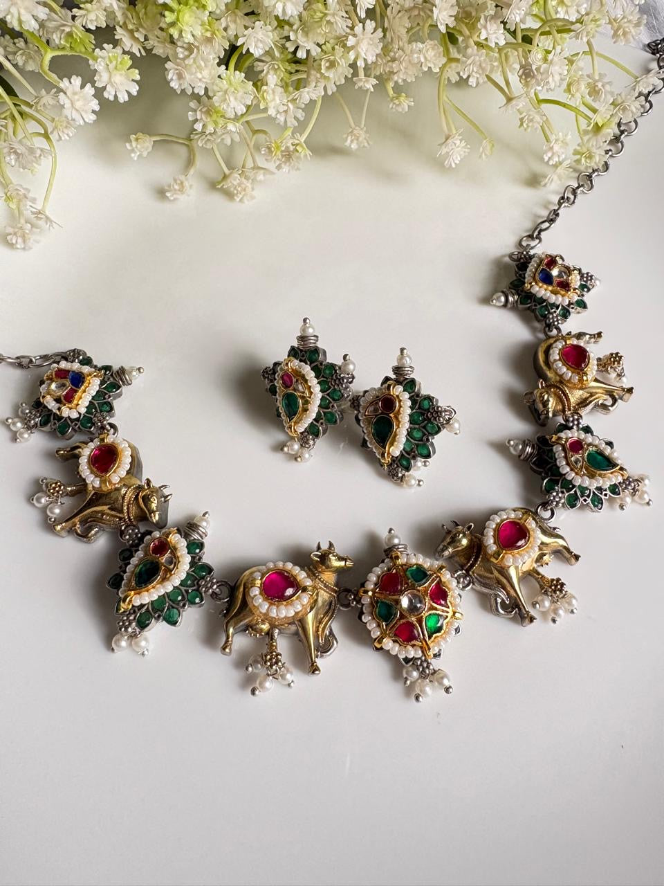 Kundan Charms of Royalty