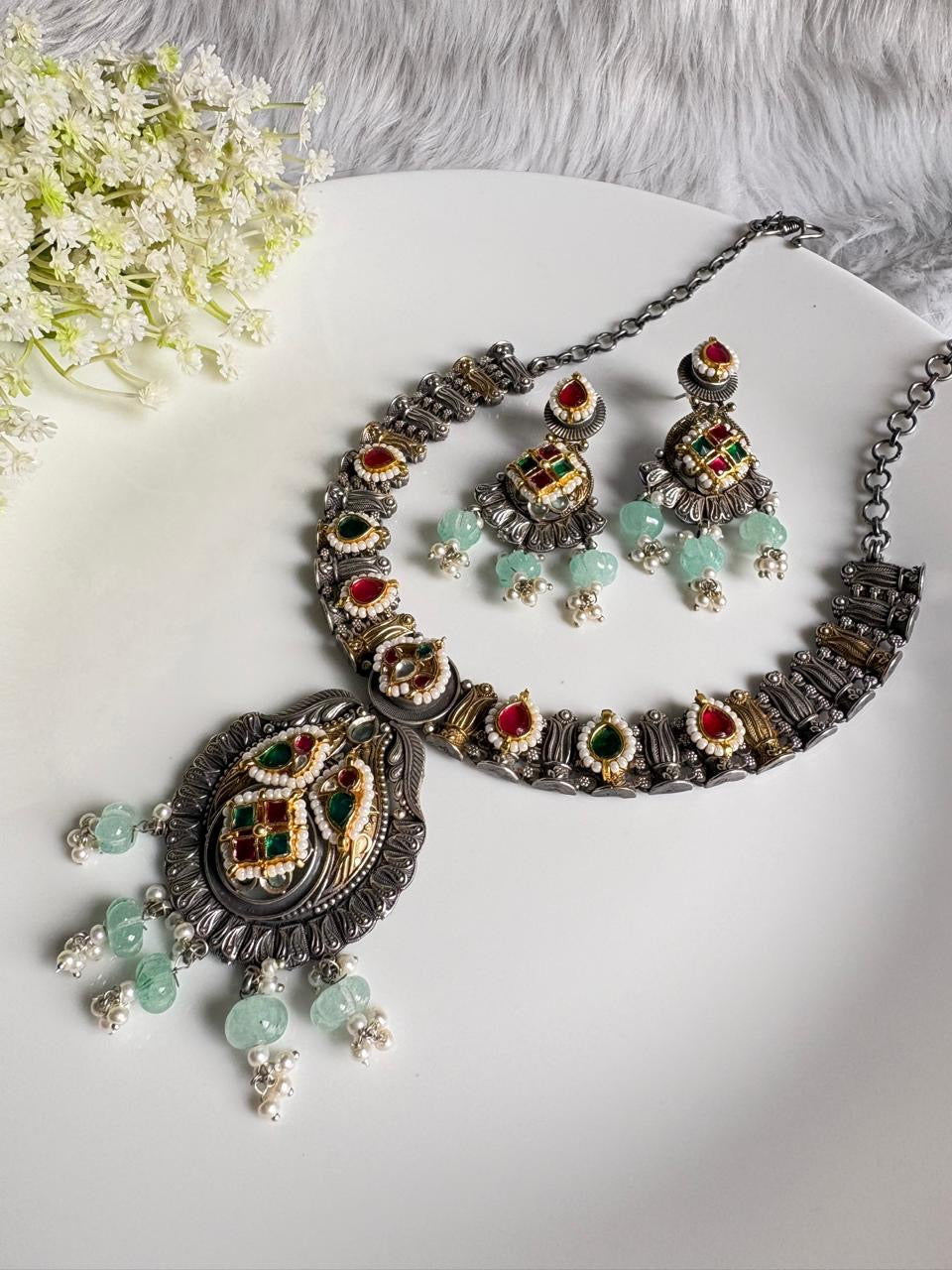 KUNDAN FUSION STATEMENT PIECE