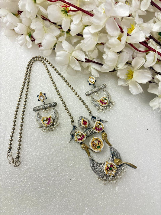 Royal Dual-Tone Oxidised Necklace & Earrings🦋🦋