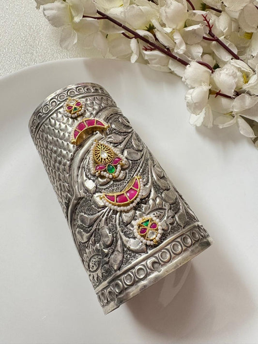 Noor-E-Kundan Heritage Handcuff