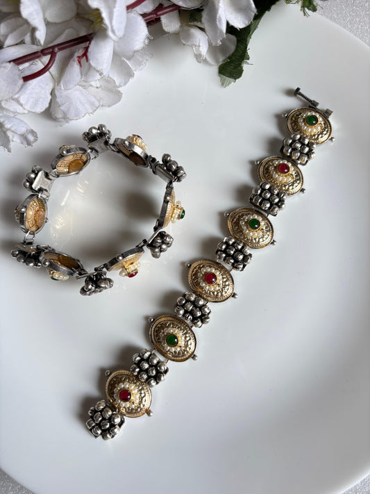 Royal Dual-Tone Ghungroo Bangles