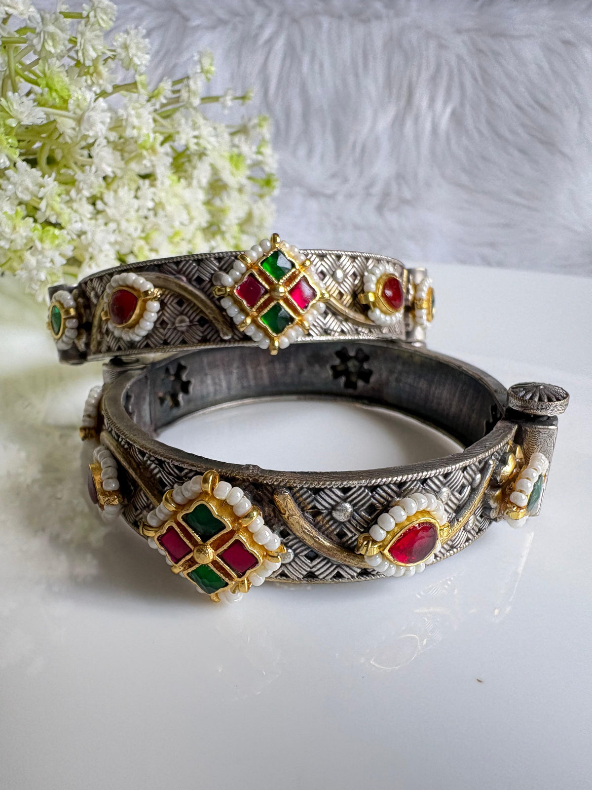 ANTIQUE KUNDAN FLORAL KADA