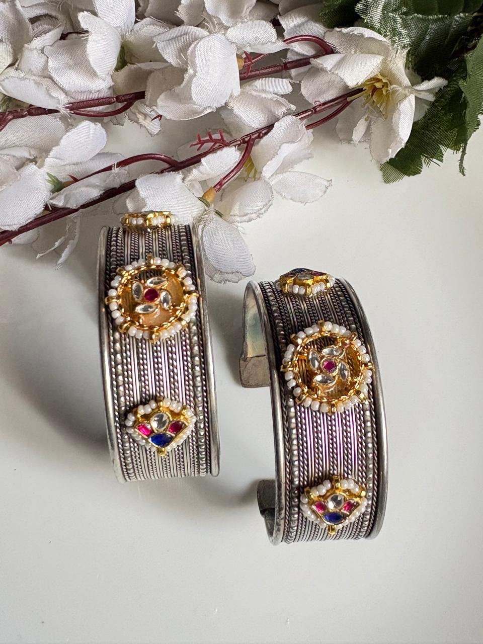 Regal Motif Kadas with Kundan Detailing🦋🦋Adjustable