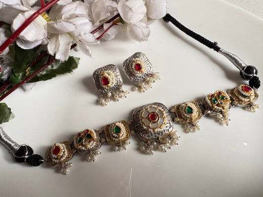 BESTSELLING KUNDAN SETS
