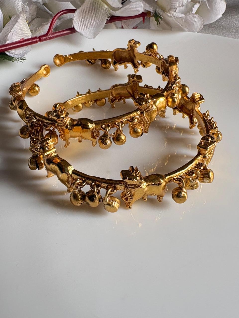 Royal Cow Flexible Kada