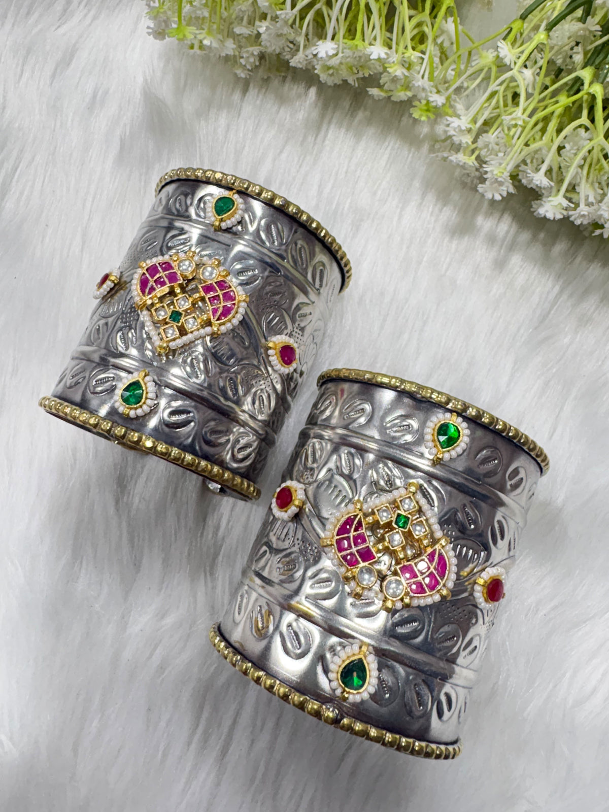 PREMIUM DUALTONE KUNDAN BANGLES