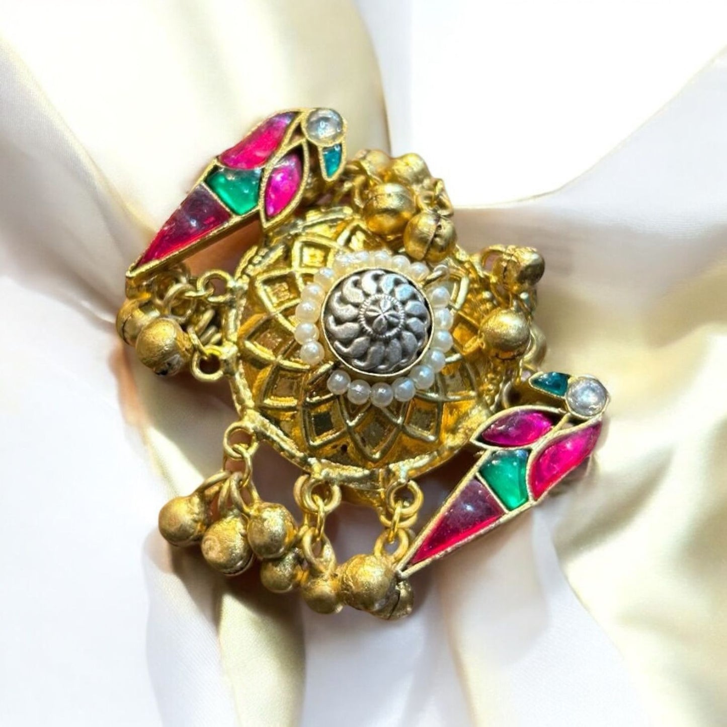 A Glimpse into the World of Timeless Elegance: Pachi Kundan Rings