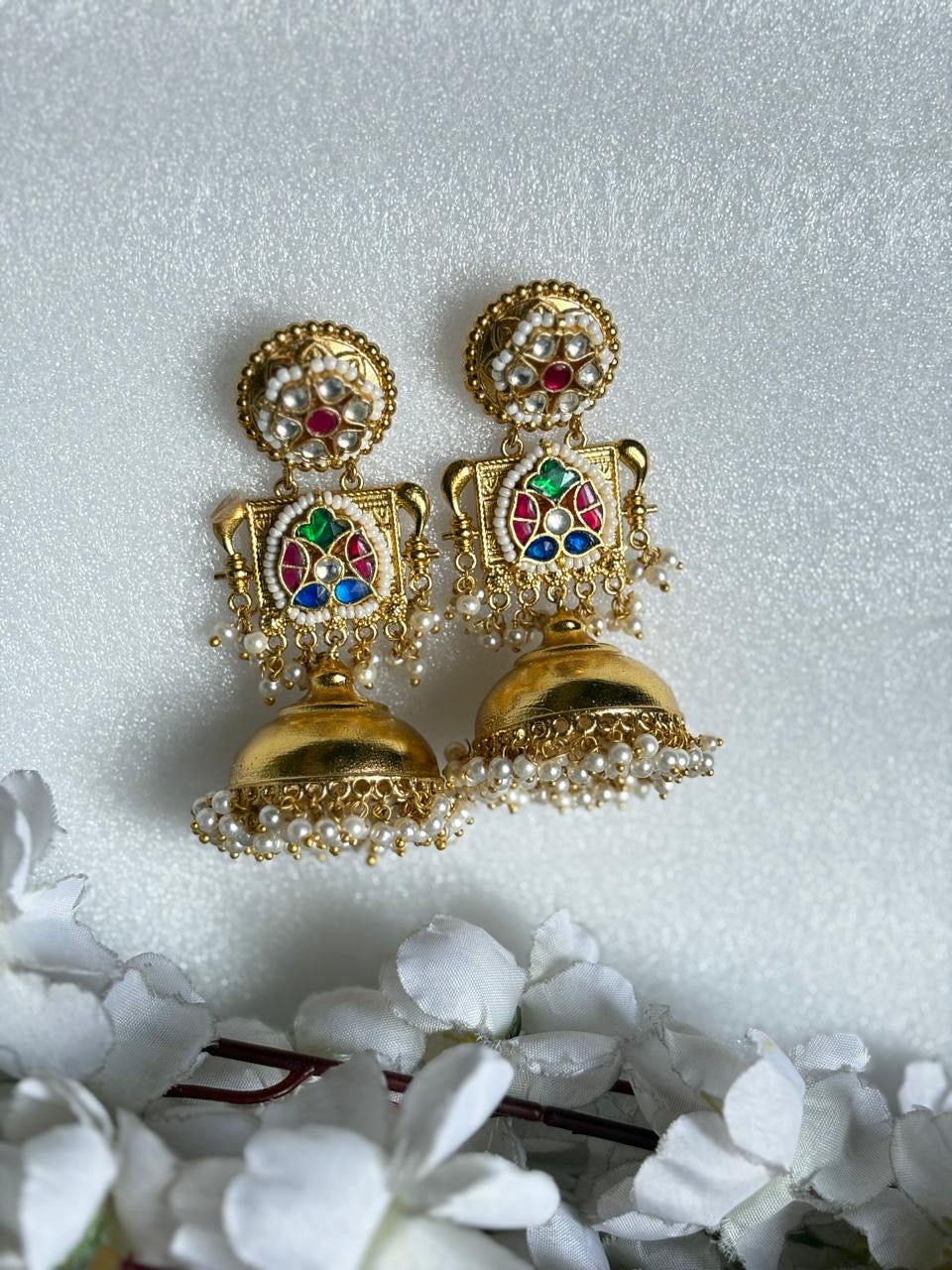 Noor Rang Mahal Kundan Jhumkas