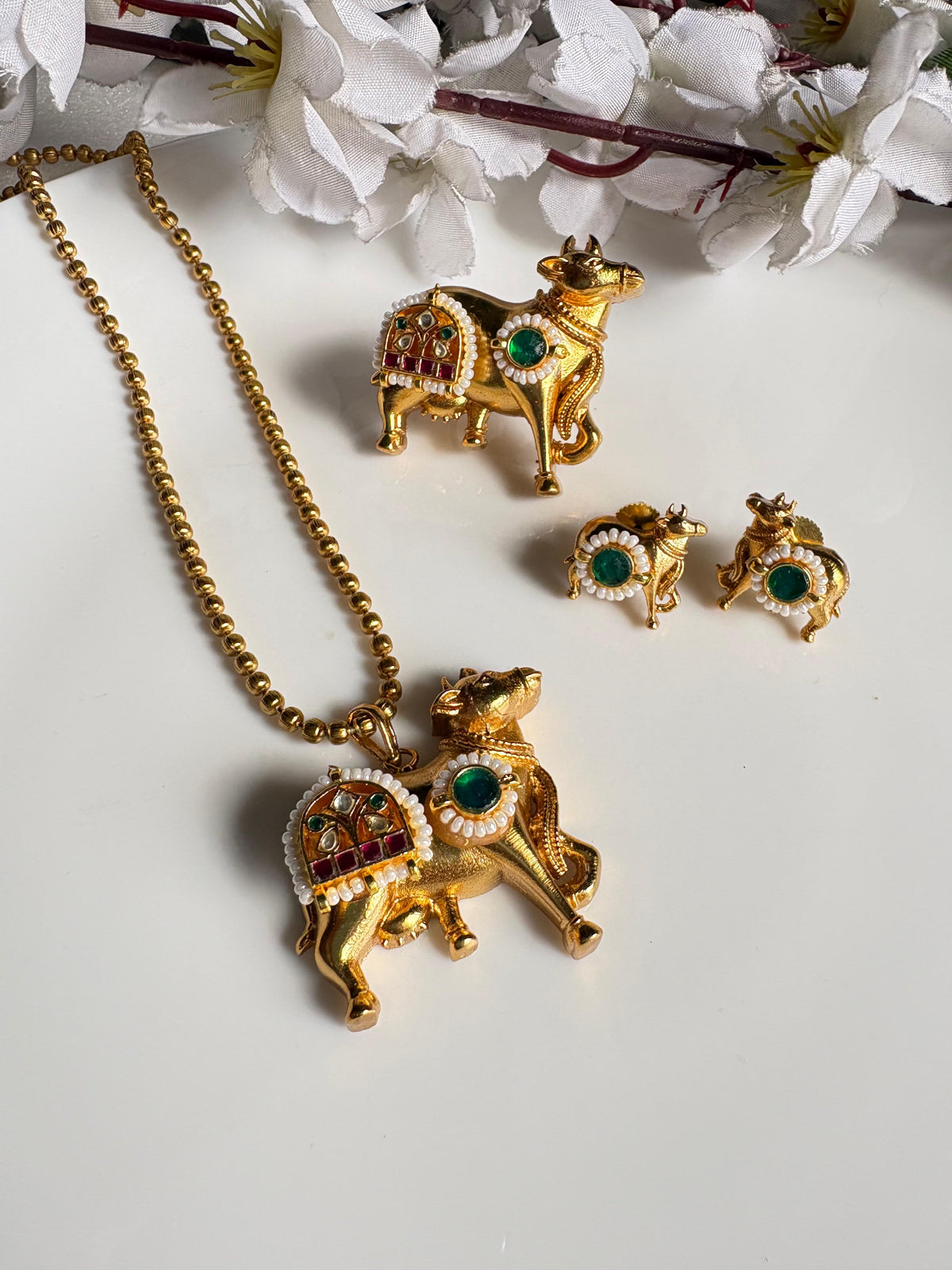 Nandi Royal Charm Collection