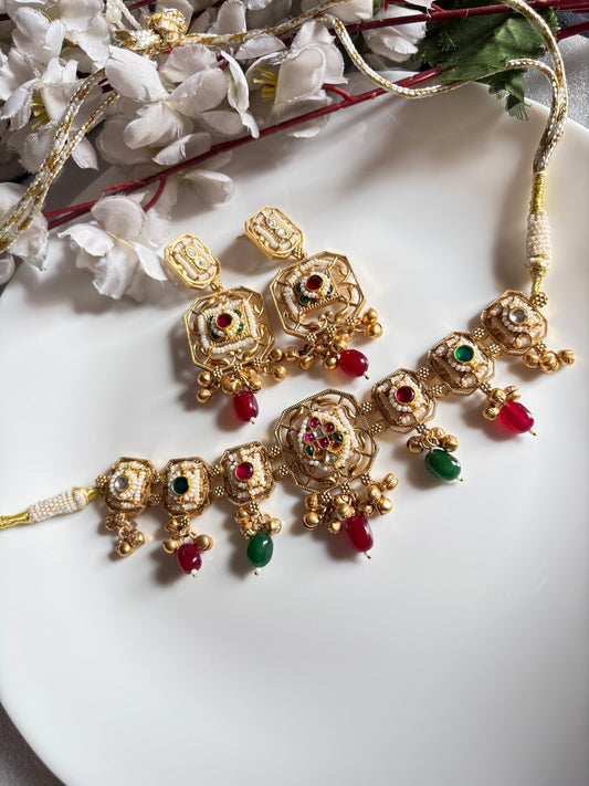 Gold matt necklace with kundan fusion & earrings