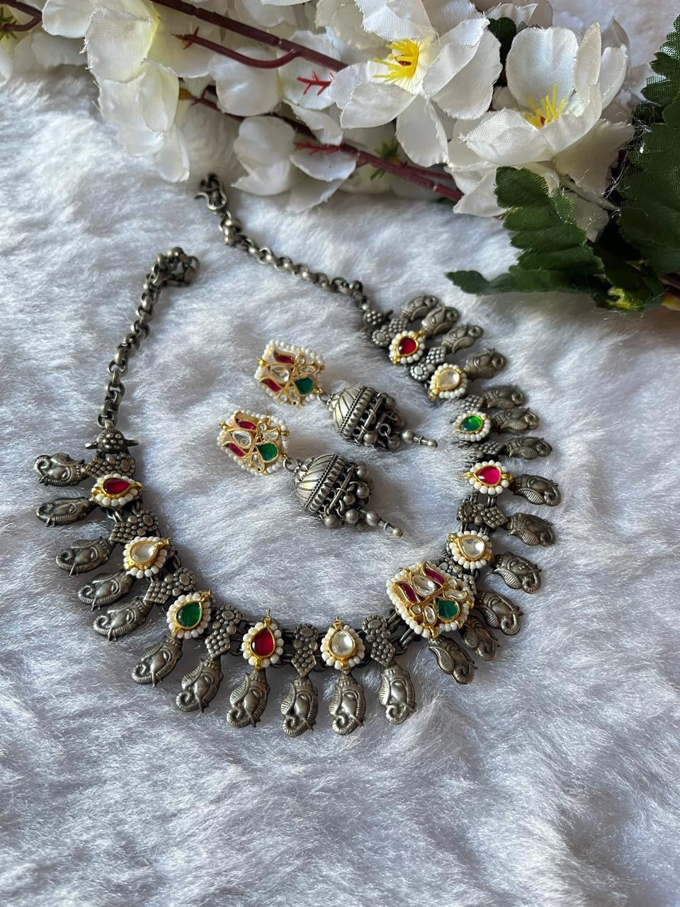 Heritage Fusion Oxidised Choker Set