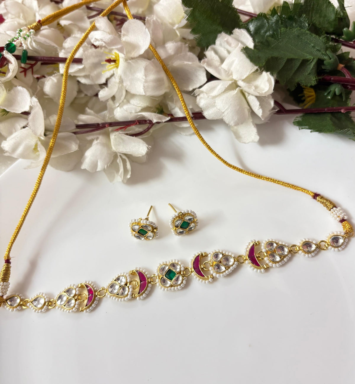 BESTSELLING KUNDAN SETS
