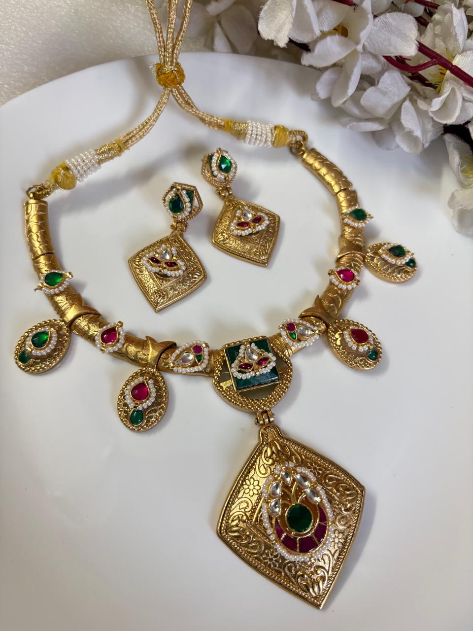 Royal Mughal-Style Necklace with Earrings