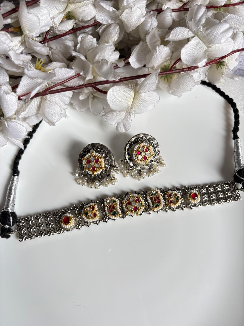 Royal Heritage Kundan Hasli Necklace Set