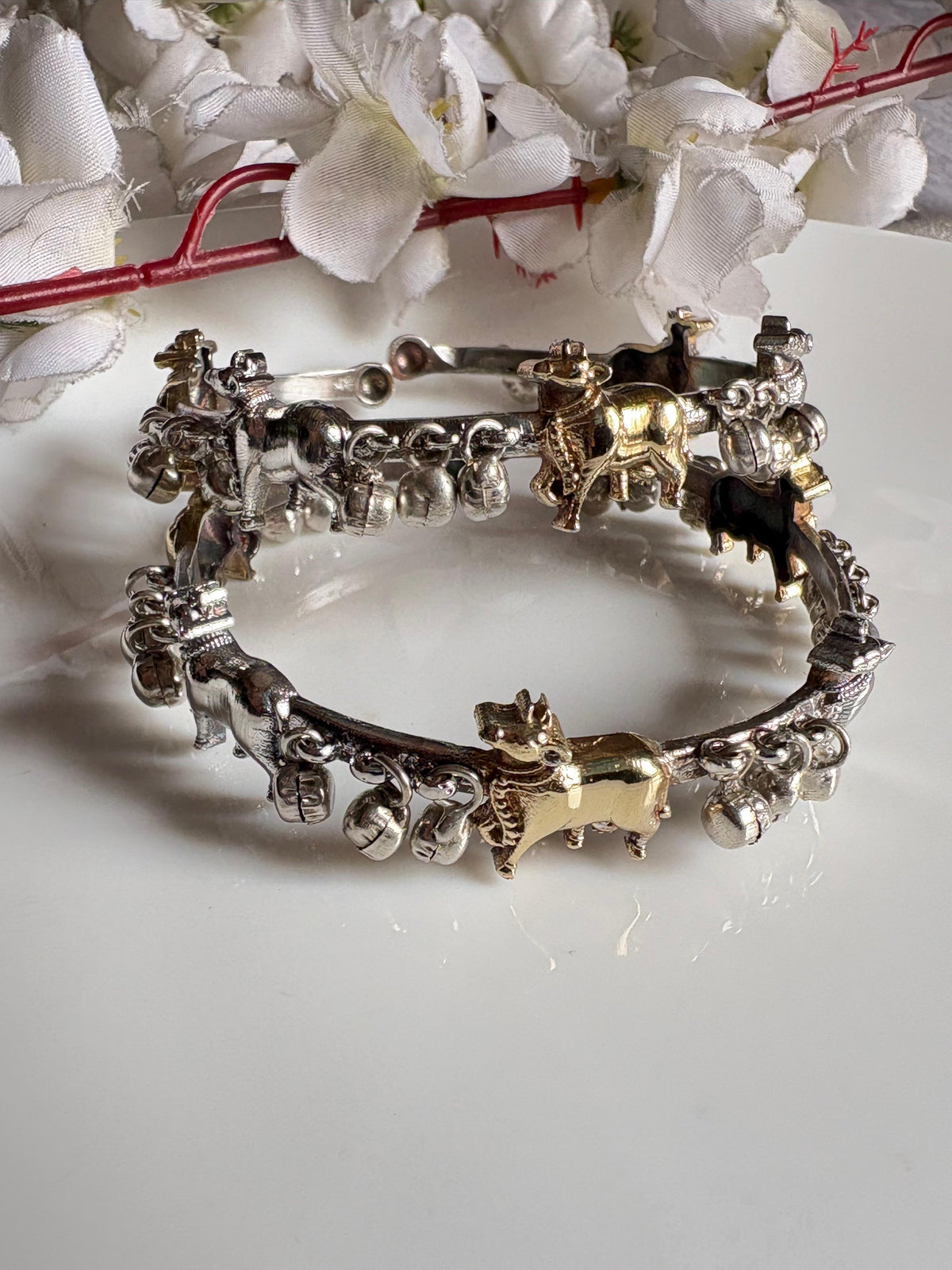 Royal Cow Flexible Kada