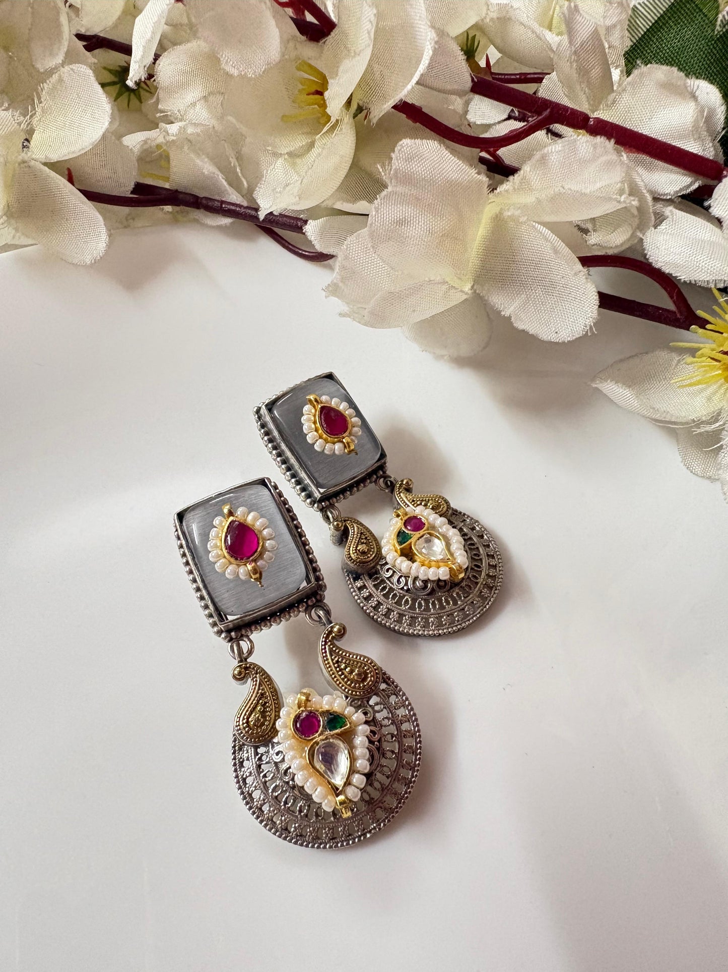 Heritage Glow Kundan Drops