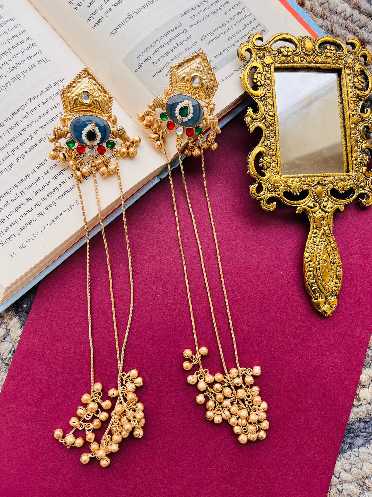 Antique Gold Dangler Earrings🦋🦋
