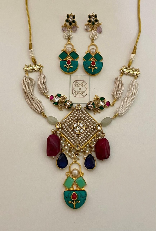 Heritage Necklace with Bold Stones❤️‍🔥❤️‍🔥