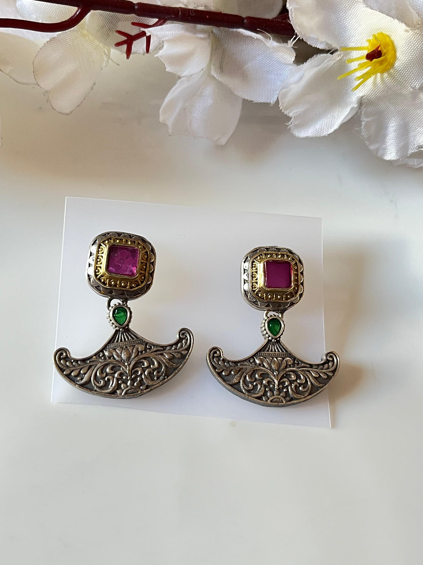 Vintage Half-Moon Drop Earrings💙💙
