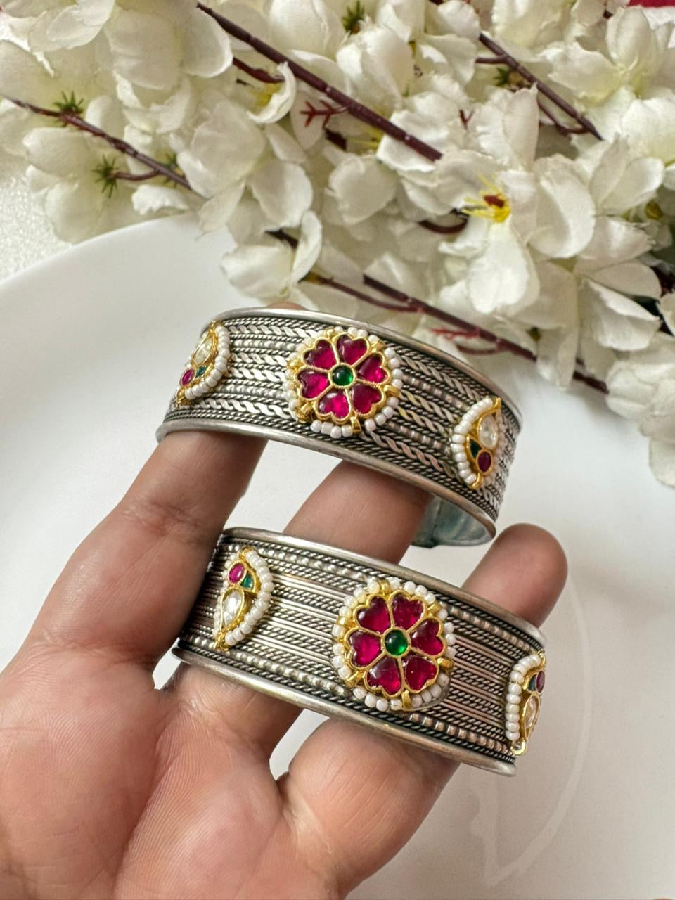 Royal Heritage Kundan Fusion Bangles