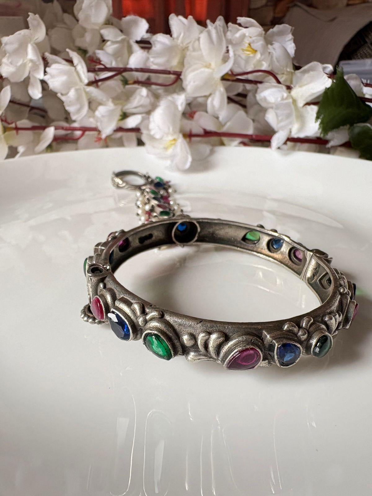Antique Silver Haathphool with multicolour & Pearls