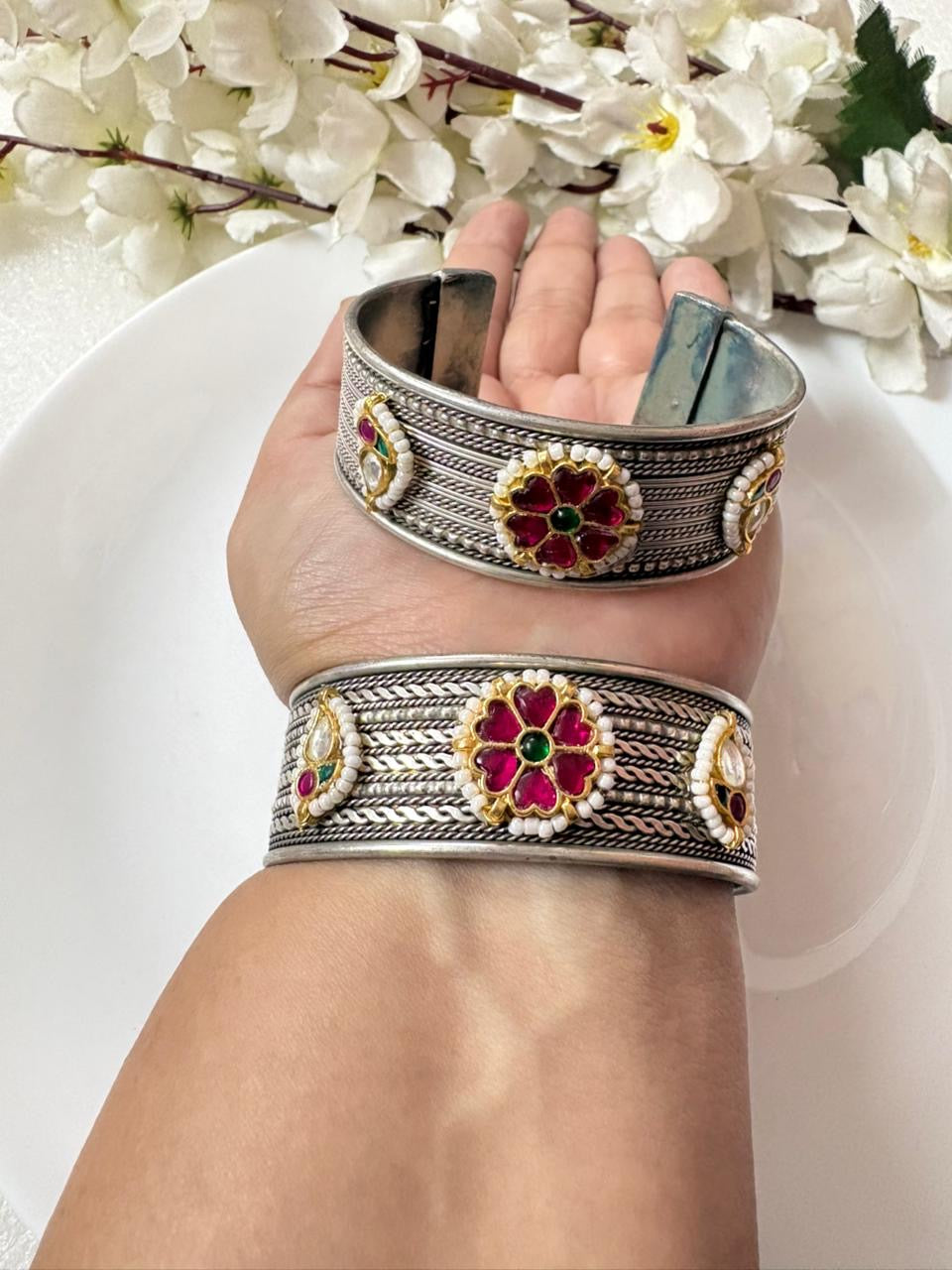 Royal Heritage Kundan Fusion Bangles