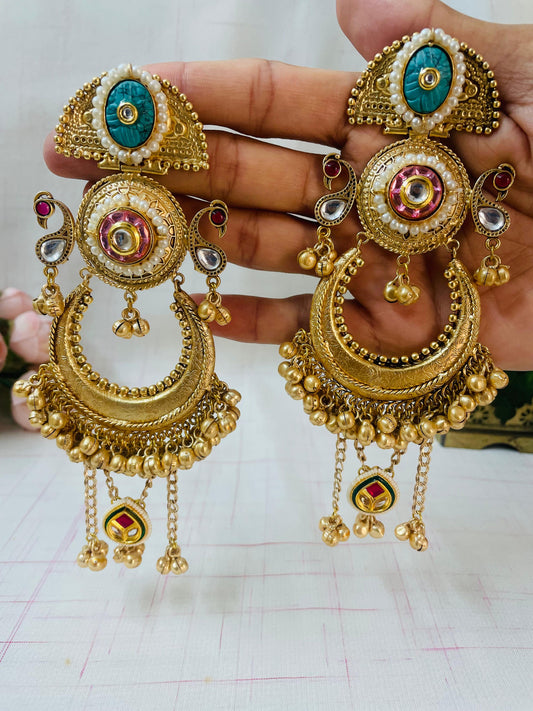 Vintage-inspired Kundan Jhumkas