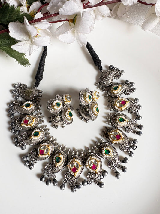 Rajsi Noor Kundan Necklace Set